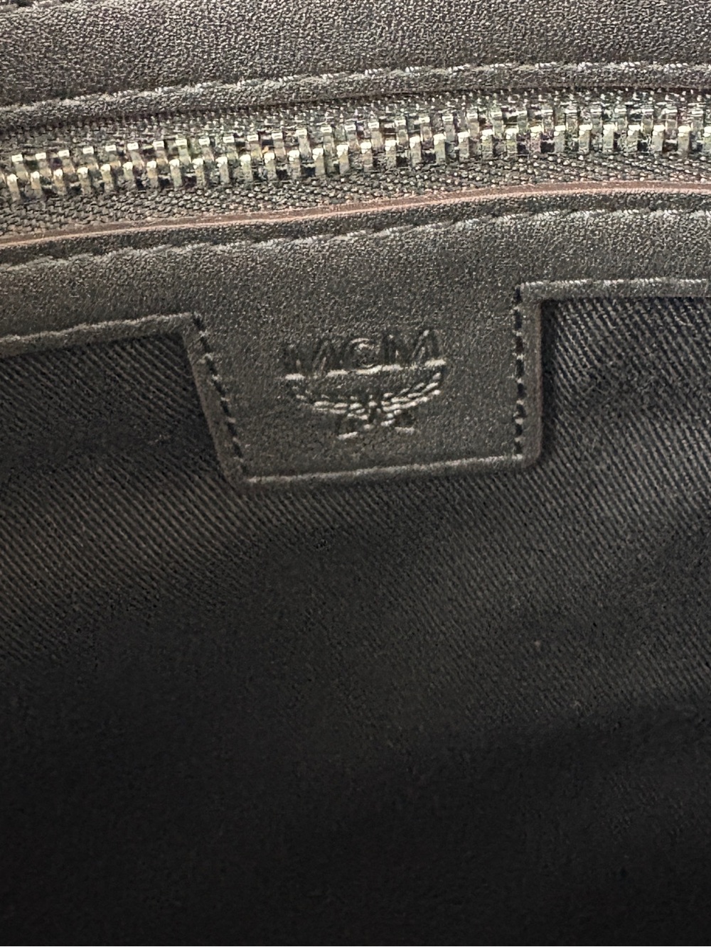 MCM Klara Monogram Calfskin Leather Crossbody Pouch new - Picture 8 of 9
